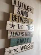 Sea Urchins Apartment - Sea Front Apartment With Views Pet Friendly