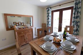 Coppins Park - Dog Friendly Peaceful Location