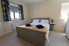 Coppins Park - Dog Friendly Peaceful Location