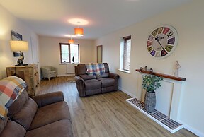 Coppins Park - Dog Friendly Peaceful Location