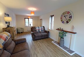 Coppins Park - Dog Friendly Peaceful Location