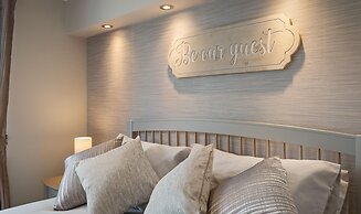 Trevelyn Lodge - Luxury Lodge Hot Tub Close to Beach