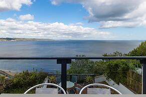 Cystanog Fach - Spectacular Sea Views Balcony and Terrace Parking