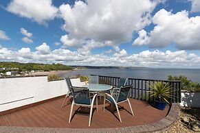 Cystanog Fach - Spectacular Sea Views Balcony and Terrace Parking