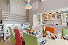 Cystanog Fach - Spectacular Sea Views Balcony and Terrace Parking