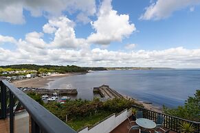 Cystanog Fach - Spectacular Sea Views Balcony and Terrace Parking