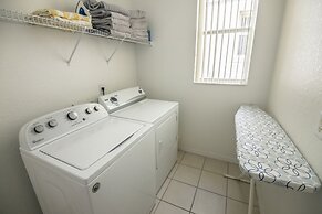 Home In Highlands Reserve! Private Pool 5 Bedroom Home by Redawning