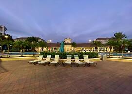 Vista Cay Epic. New! 3 Bedroom Condo by RedAwning