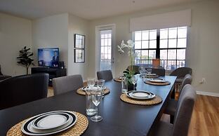 Vista Cay Epic. New! 3 Bedroom Condo by RedAwning