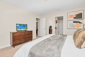 Best Resort Near Disney Private Pool & Spa Home! 5 Bedroom Villa by Re