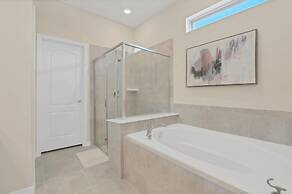 Best Resort Near Disney Private Pool & Spa Home! 5 Bedroom Villa by Re