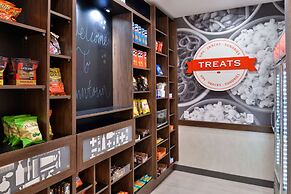 Hampton Inn & Suites Greensboro Downtown