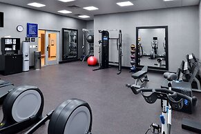 Hampton Inn & Suites Greensboro Downtown