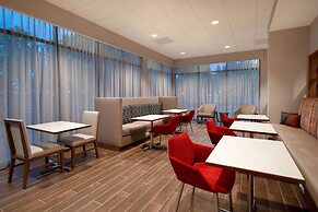 Hampton Inn & Suites Sunnyvale Silicon Valley