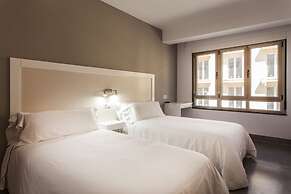 Hospedium H Cabo Sport