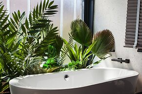 Hospedium H Cabo Sport