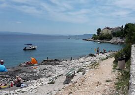 Modern apt w. Terrace, 2 min Walk to the Beach