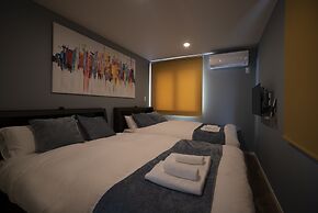 Tokyo villa riverside HIRAI