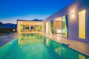 Harmony Villa 5 Bedroom Modern Pool Villa (KH-A7)