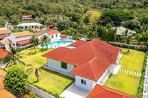 Amazing 6 Bedroom Pool Villa ED60