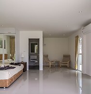 Amazing 6 Bedroom Pool Villa ED60