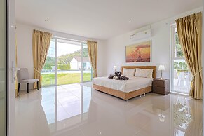 Amazing 6 Bedroom Pool Villa ED60
