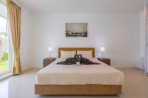 Amazing 6 Bedroom Pool Villa ED60