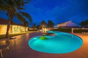 Amazing 6 Bedroom Pool Villa ED60