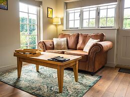 1 Bed Studio in Two Dales, Near Matlock & Bakewell