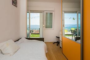 Spacious apt w Magnificent sea View & big Terrace