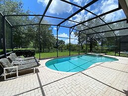 Beautiful Large Pool Area 6 Bedroom Home! 6 Home by Redawning