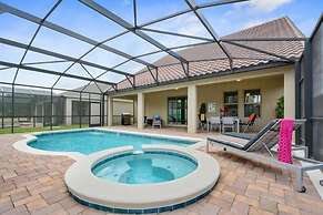 5 Bed Private Pool Home 10 Min From Disney 5 Bedroom Condo by RedAwnin