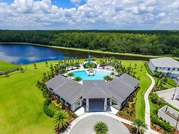 5 Bed 5 Bath In 5 Star Resort Near Disney! 5 Bedroom Home by Redawning