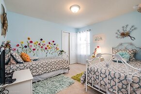 8 Bed Windsor At Westside Resort! 8 Bedroom Villa by RedAwning