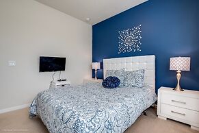 8 Bed Windsor At Westside Resort! 8 Bedroom Villa by RedAwning