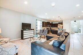 8 Bed Windsor At Westside Resort! 8 Bedroom Villa by RedAwning