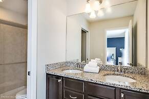 8 Bed Windsor At Westside Resort! 8 Bedroom Villa by RedAwning