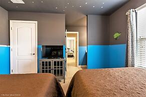 8 Bed Windsor At Westside Resort! 8 Bedroom Villa by RedAwning