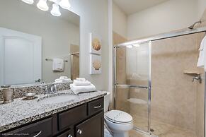 8 Bed Windsor At Westside Resort! 8 Bedroom Villa by RedAwning