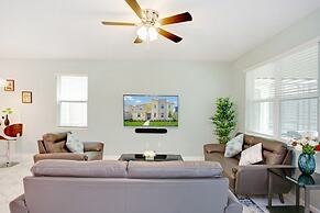 9 Bed Storey Lake Resort Game Room/pool 9 Bedroom Home by RedAwning