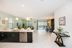 9 Bed Storey Lake Resort Game Room/pool 9 Bedroom Home by RedAwning