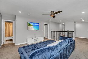 Storey Lake Resort 9 Bed Game/theater Room 9 Bedroom Home by RedAwning