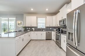 Five Star Resort Champions Gate Home! 7 Bedroom Villa by RedAwning