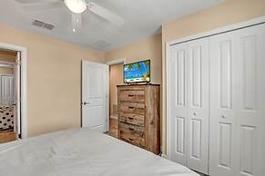 Five Star Resort Champions Gate Home! 7 Bedroom Villa by RedAwning