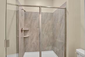 Five Star Resort Champions Gate Home! 7 Bedroom Villa by RedAwning