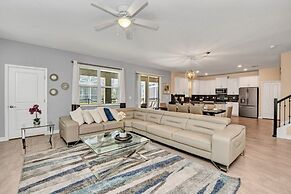 Five Star Resort Champions Gate Home! 7 Bedroom Villa by RedAwning