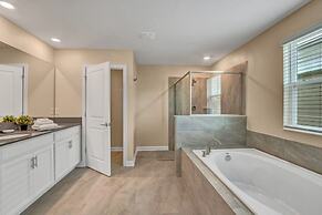 Five Star Resort Champions Gate Home! 7 Bedroom Villa by RedAwning