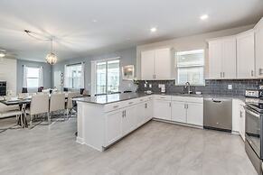 Five Star Resort Champions Gate Home! 7 Bedroom Villa by RedAwning