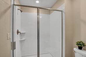 Five Star Resort Champions Gate Home! 7 Bedroom Villa by RedAwning