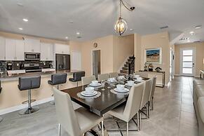 Five Star Resort Champions Gate Home! 7 Bedroom Villa by RedAwning